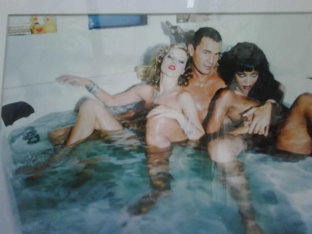 Three supermodels: one hot tub