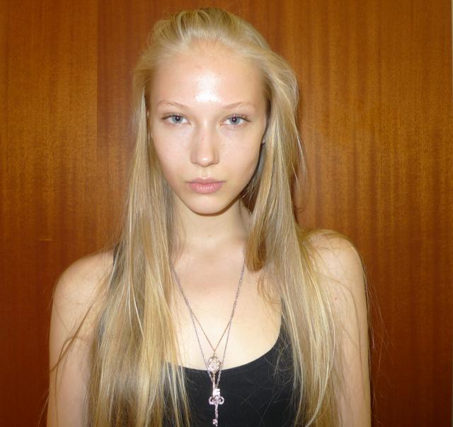 Alexandrina at Major gets ready to play  the booking game
